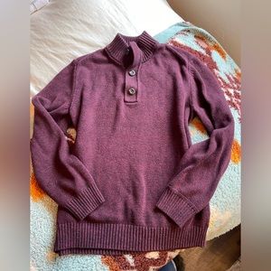 Men’s American Eagle V neck pullover sweater burgundy size large